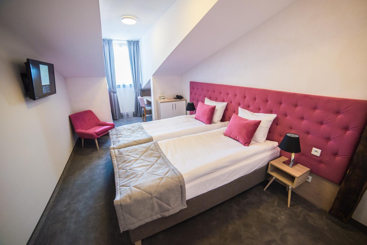 Hotel Arte ซามอร์ช ภายนอก รูปภาพ